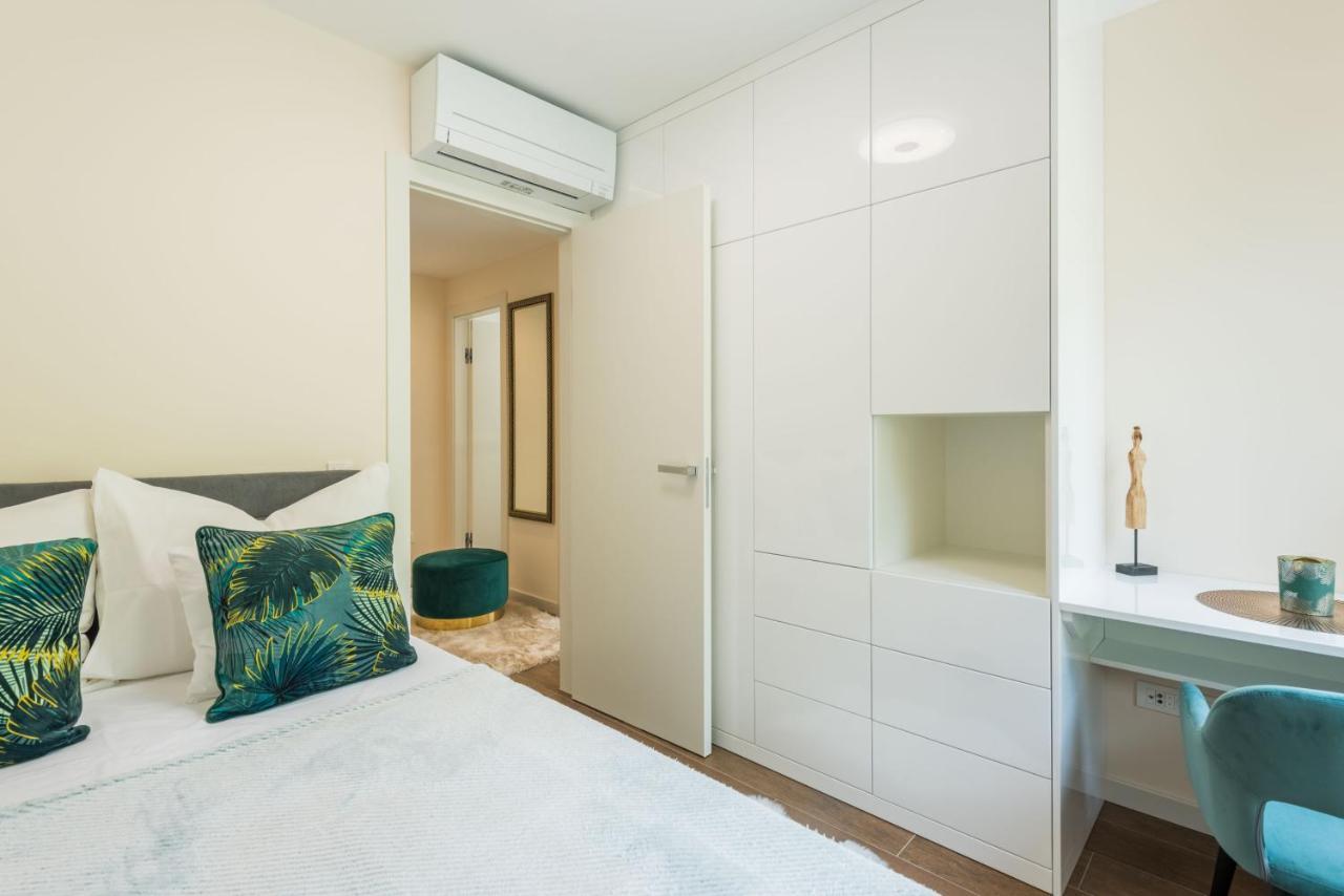Apartment Olijfboom Dugi Rat Exteriör bild